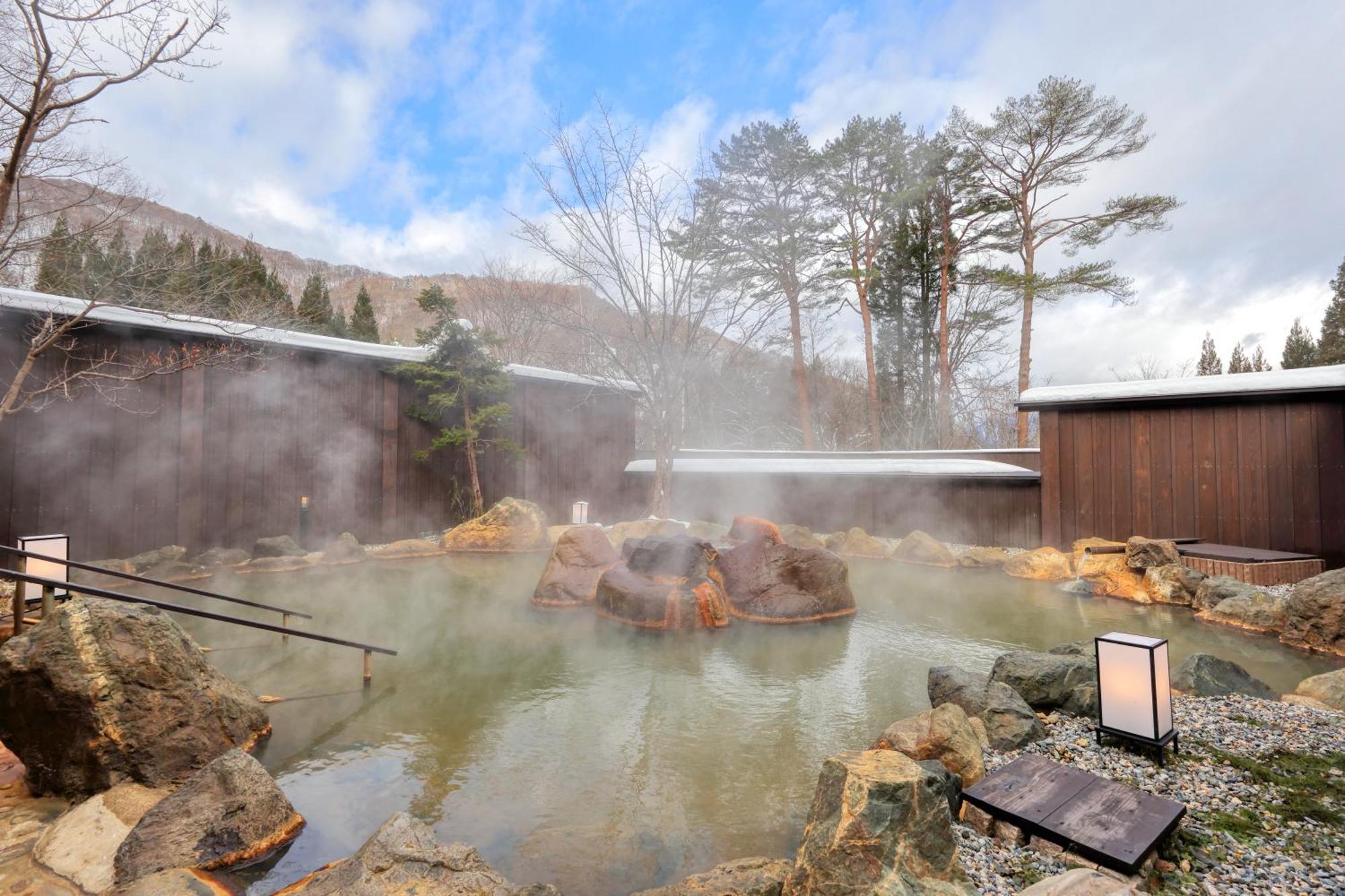 Miyama Ouan Kyoritsu Resort Takayama  Esterno foto Onsen