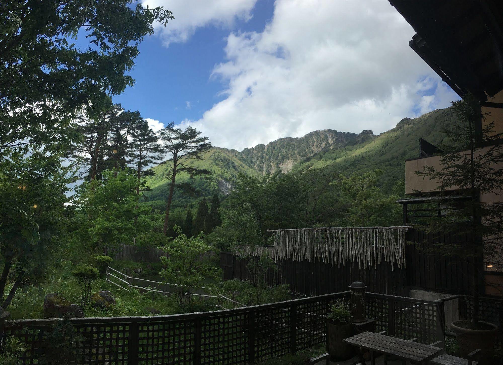 Miyama Ouan Kyoritsu Resort Takayama  Esterno foto View of Mount Takami from the Takami Lodge